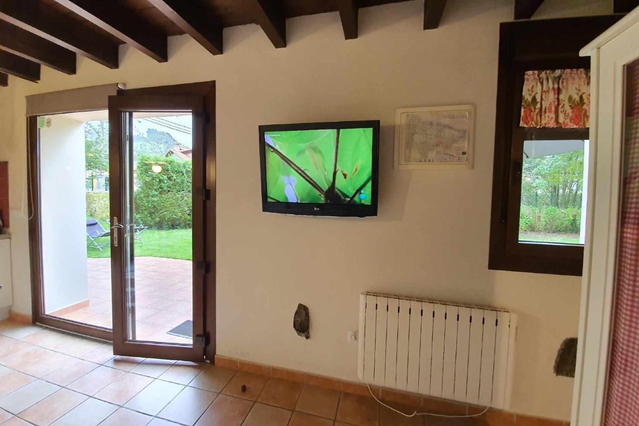Pensjonat Casa De Aldea El Toral Rales  Zewnętrze zdjęcie